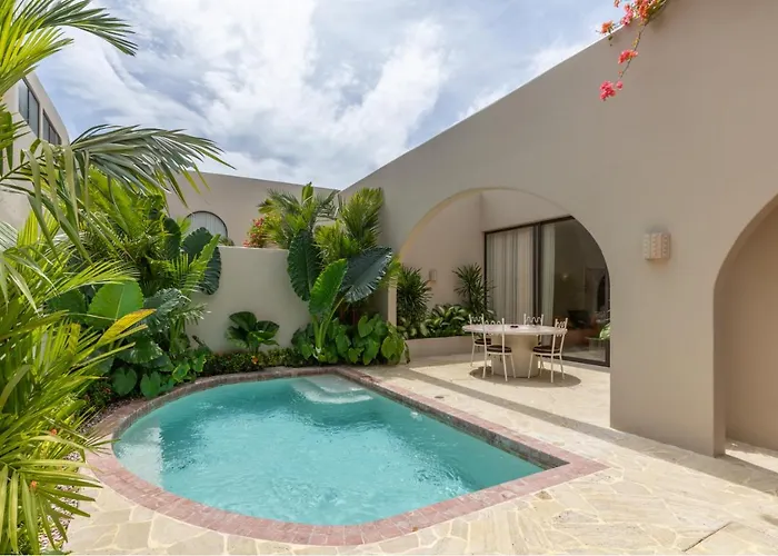 The Huntley Villa